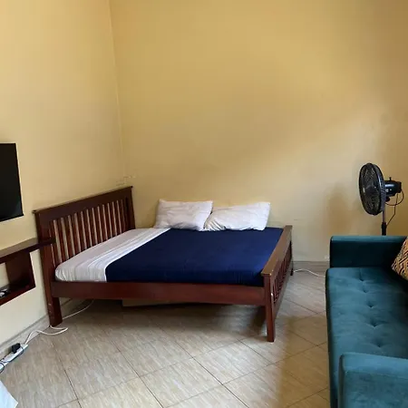 Cozy Suites 3 Kampala Exterior photo
